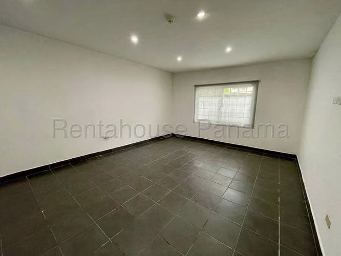 Venta de casa uso comercial en Obarrio