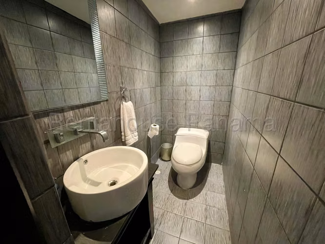 Venta de casa uso comercial en Obarrio
