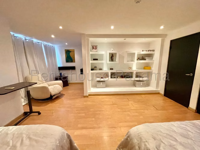 Venta de casa uso comercial en Obarrio