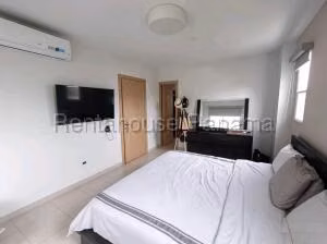 Casa en Alquiler en Brisas del Golf 27jack552