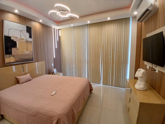 Alquilo hermoso apartamento en Obarrio, Full amoblado, 1 recamara, 95m2