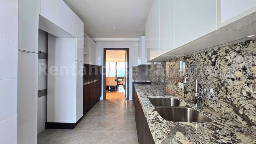VENTA APARTAMENTO Santa María Golf & Country Club