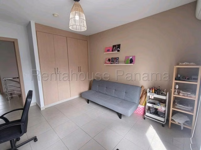 Casa en Alquiler Brisas del Golf Victoria 27SPCG552