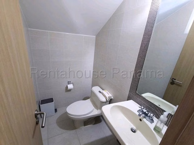 Casa en Alquiler Brisas del Golf Victoria 27SPCG552