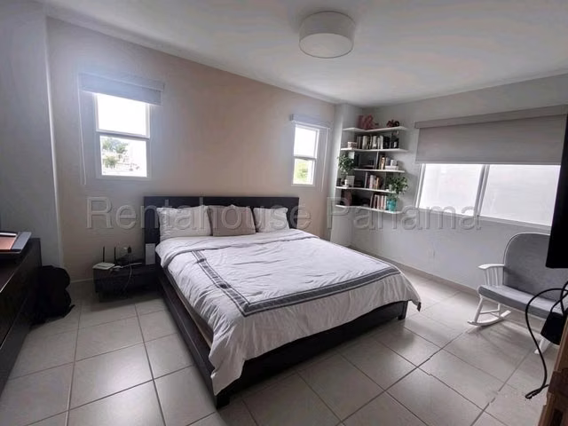 Casa en Alquiler Brisas del Golf Victoria 27SPCG552
