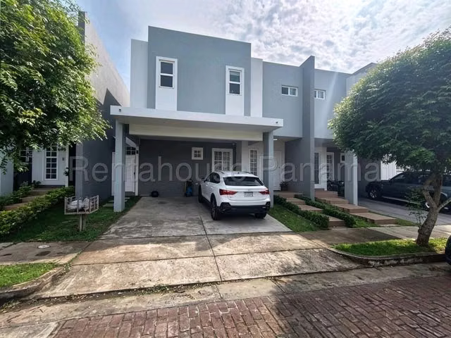 Casa en Alquiler Brisas del Golf Victoria 27SPCG552