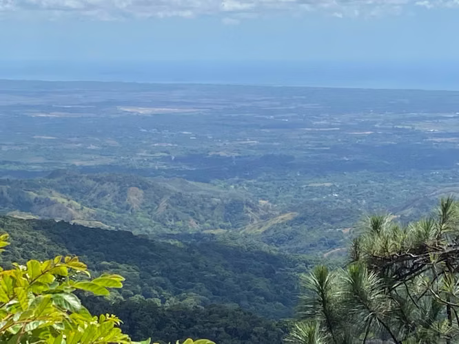 VENDO Terreno en Cerro Azul. 282 Hectareas
