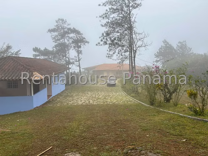 VENDO Terreno en Cerro Azul. 282 Hectareas