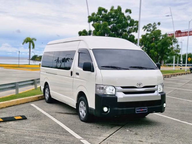 Toyota Hiace 2018 Turbo Diesel 2kd Excelente Condiciones Financiamiento disponibles
