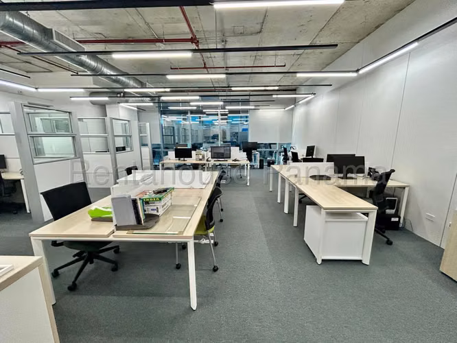 Alquiler Oficina Santa María - YD