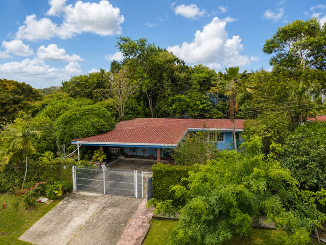 1,556 m² en Las Cumbres por solo $215,000 ID 26431