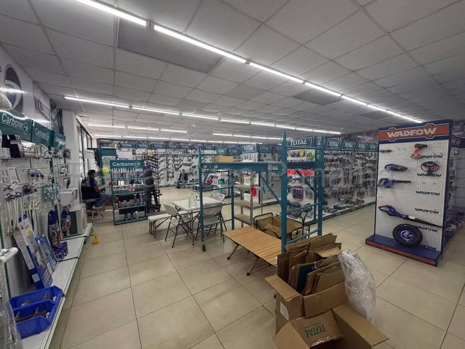 Local Comercial en Venta en San Carlos. PLAZA CENTRAL. Las Uvas