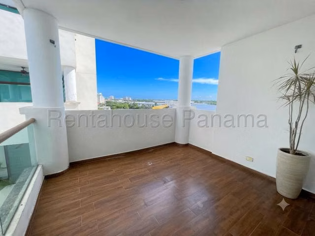 Venta de Apartamento en Costa Sur 27LBR300