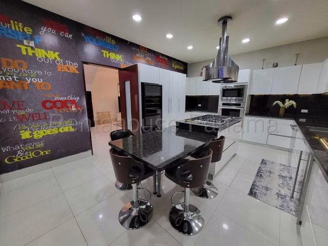 Alquiler de Casa en Clayton