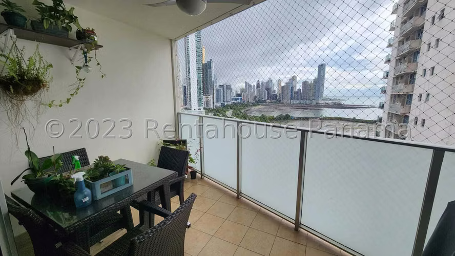 Alquiler de Apartamento en Bellavista Ph Marina Terrace CCO