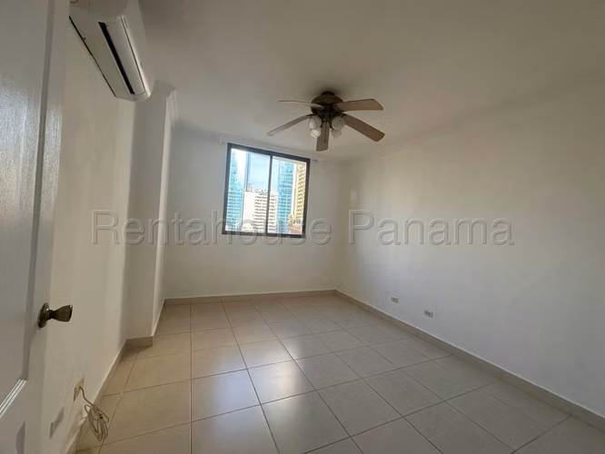 Venta de Apartamento en Punta Pacifica Ph Courtyard View CCO