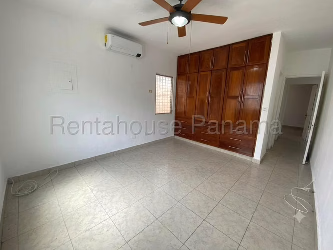 Alquiler de Casa en Altos de Panama KC