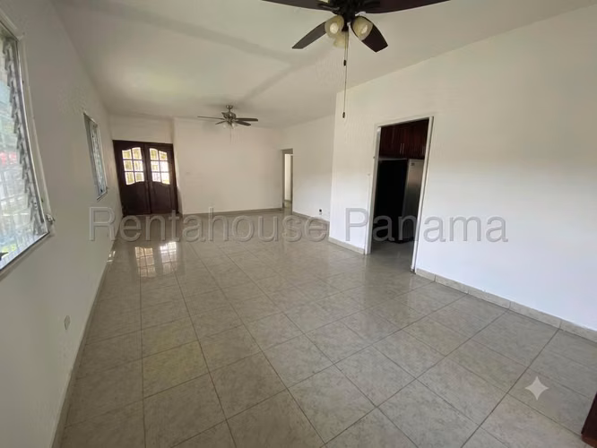 Alquiler de Casa en Altos de Panama KC
