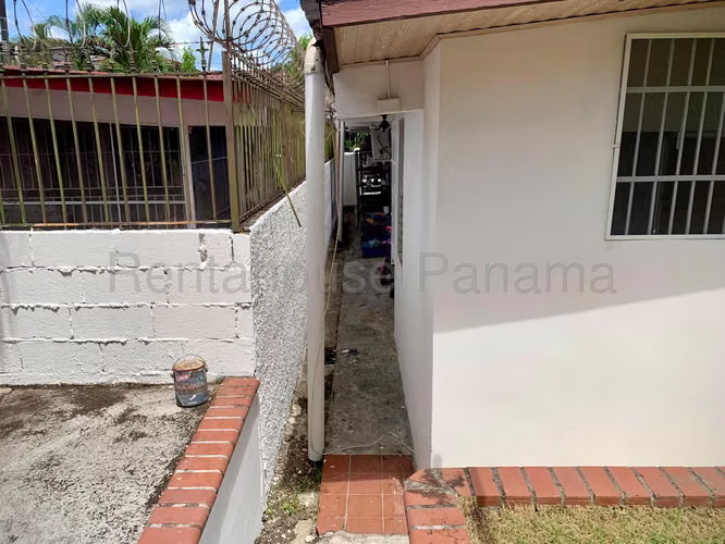 Alquiler de Casa en Hato Pintado Casa en Villa Ninfa KF