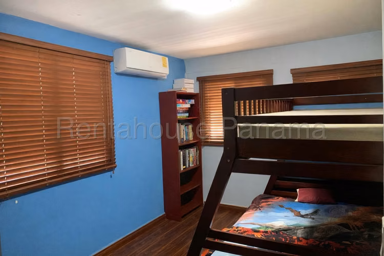 Alquiler de Casa en Hato Pintado Casa en Villa Ninfa KF