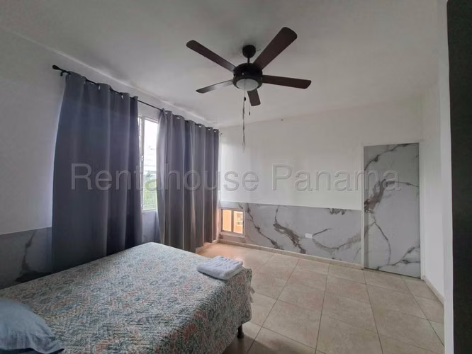 Venta de Apartamento en El Cangrejo Ph Acuario KF