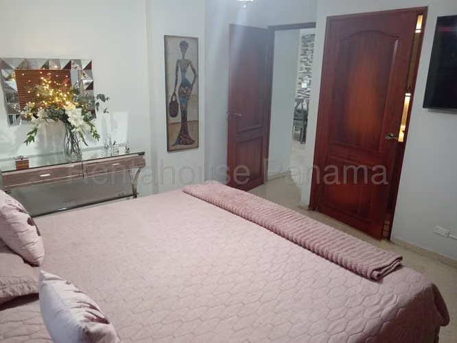 Venta de Apartamento en Bellavista Ph La Rioja KF