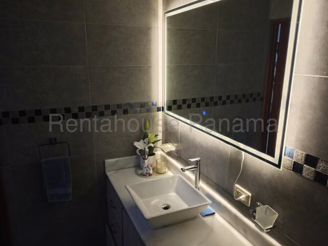 Venta de Apartamento en Bellavista Ph La Rioja KF