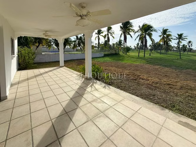 Venta de Casa en San Carlos – Vista Mar (Golf, Beach & Marina)
