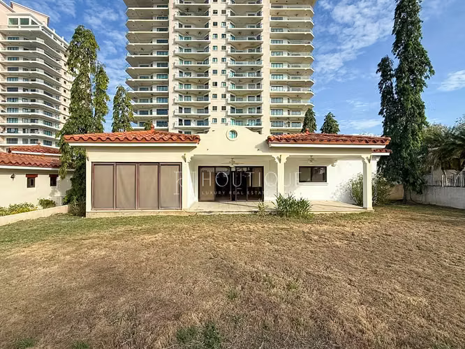 Venta de Casa en San Carlos – Vista Mar (Golf, Beach & Marina)
