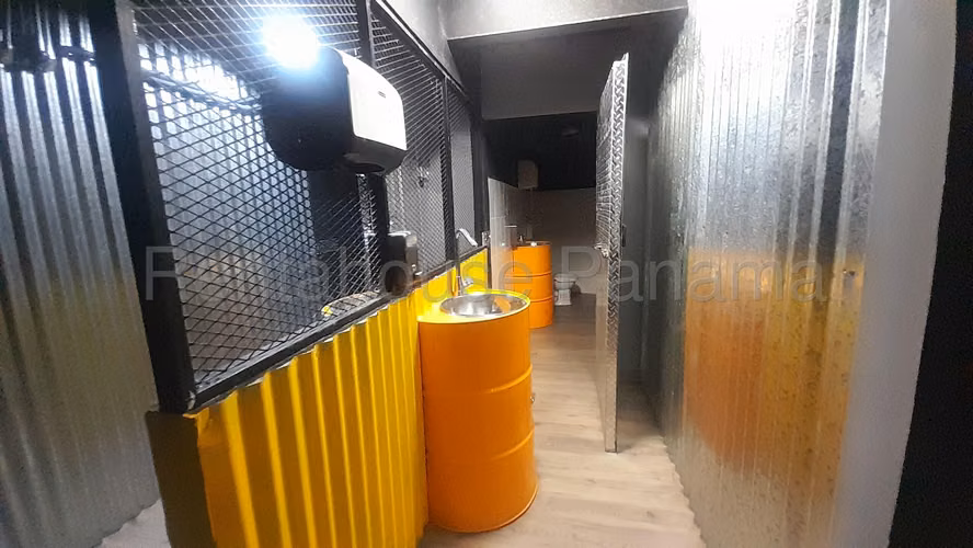 Alquiler de Local en San Francisco SANTA ELENA STRIP MA Solo Cliente Directo MC