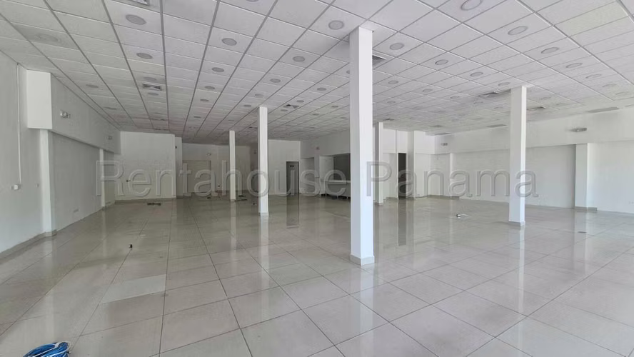 Premises Rental in San Francisco SANTA ELENA STRIP MA Direct Client Only MC