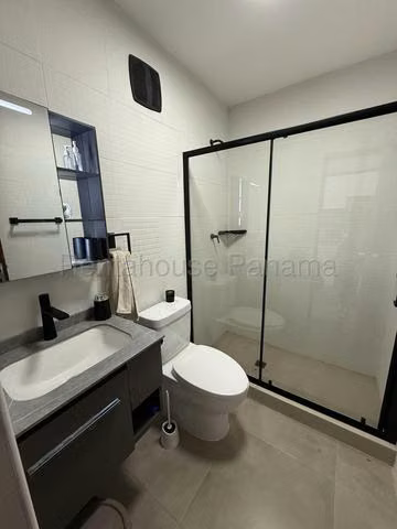 Alquiler de Apartamento en Costa del Este J211GRR