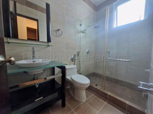 Alquiler de Apartamento en Punta Pacifica J296GRR