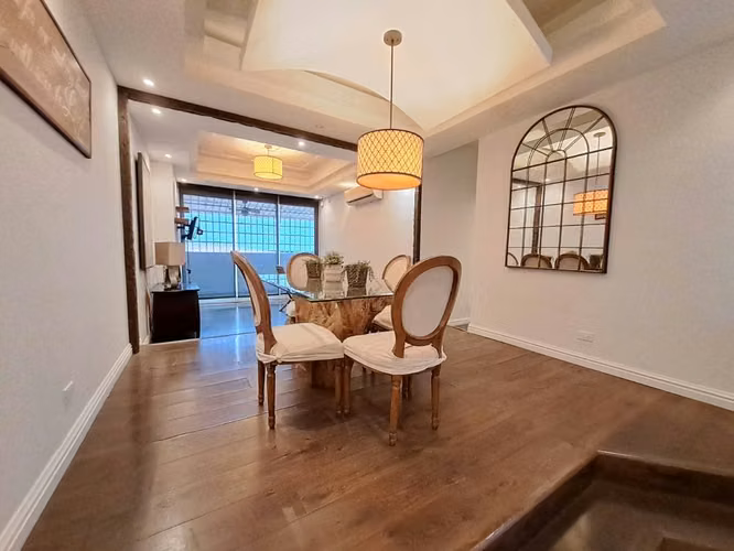 SE VENDE APARTAMENTE EN CARRASQUILLA, SOBRE LA VIA ESPAÑA