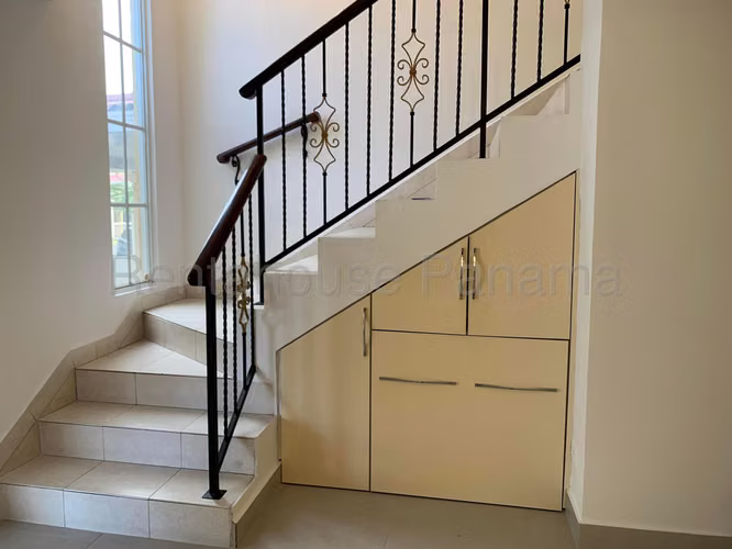 Venta de Casa en Condado del Rey Dorado Lakes NS