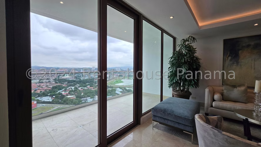Venta de Apartamento en Santa Maria Ph The Colonial 190 Mts PD