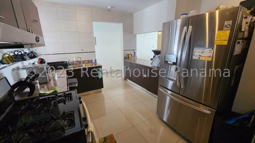 Alquiler de apartamento amoblado en PH Marina Terrace Bella Vista