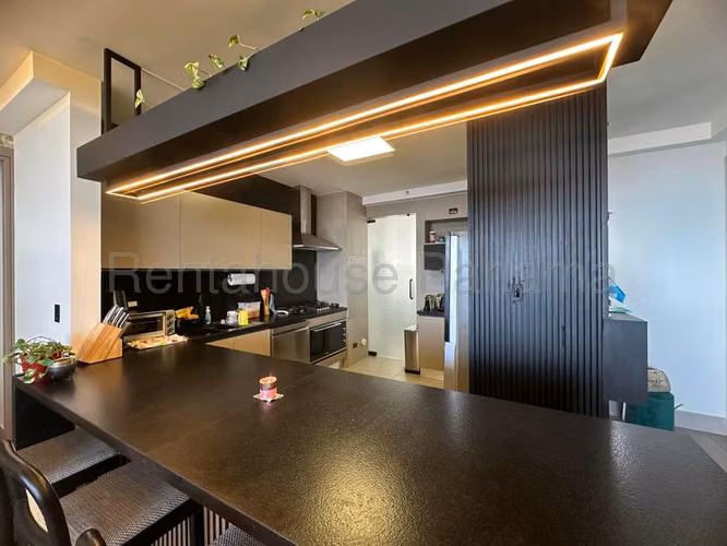 Alquiler de Apartamento en Coco del Mar I8042GRR