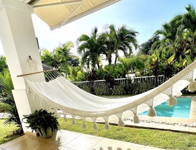 Apartamento con terraza y piscina en Bijao