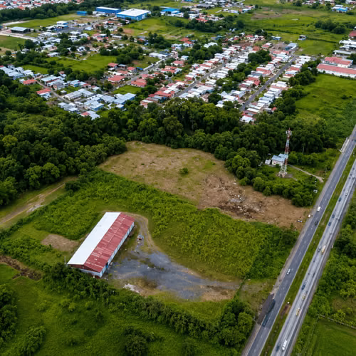 Venta de Terreno Estratégico en 24 de Diciembre – Felipillo