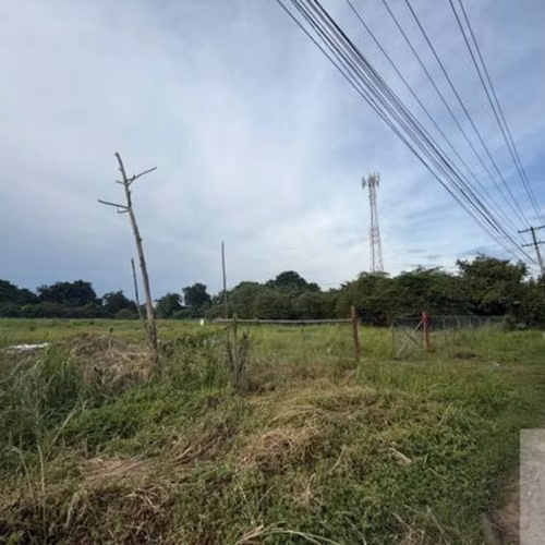 Venta de Terreno Estratégico en 24 de Diciembre – Felipillo