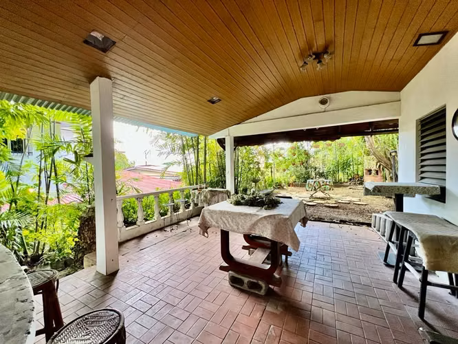 Venta de Casa de 2 niveles Hato Pintado Pueblo Nuevo - LH
