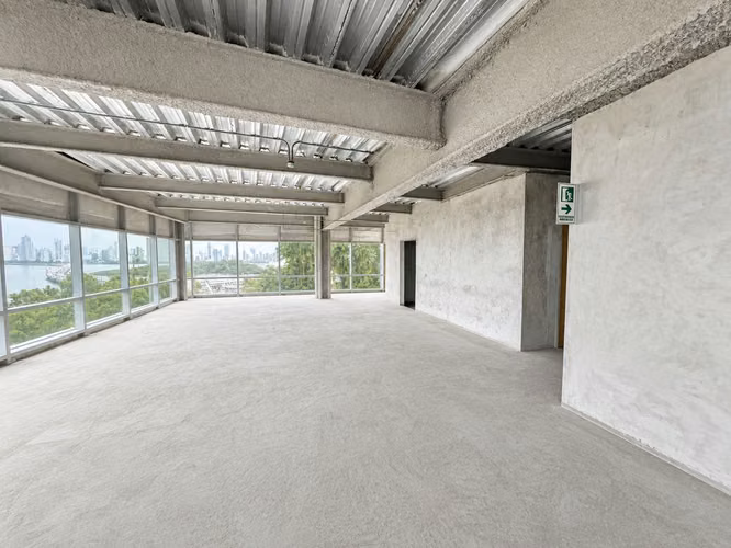 Alquiler de oficina | MMG Tower