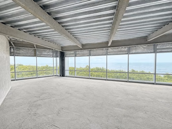 Alquiler de oficina | MMG Tower