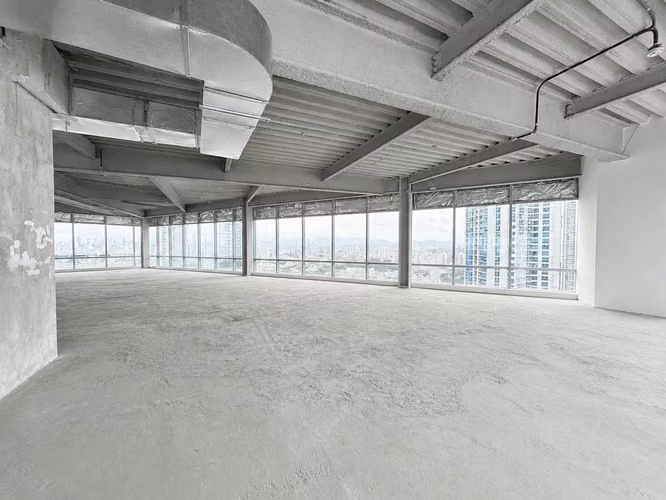 Alquiler de oficina | MMG Tower