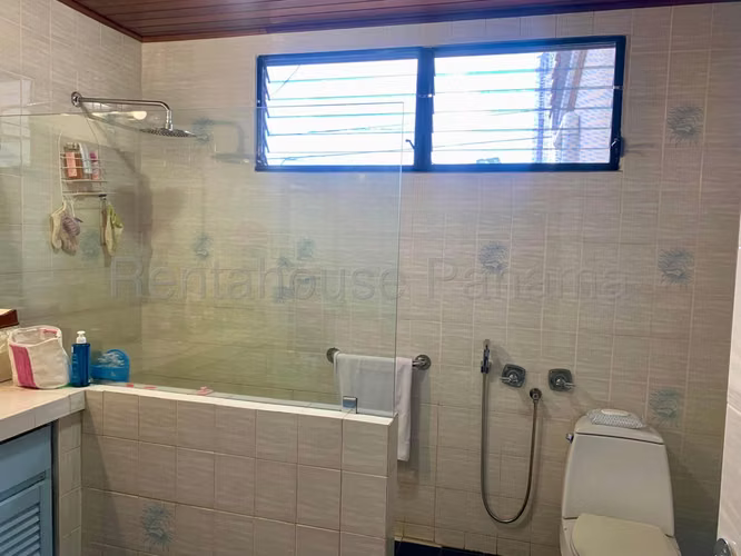 Casa en venta La Alameda 27YCG589