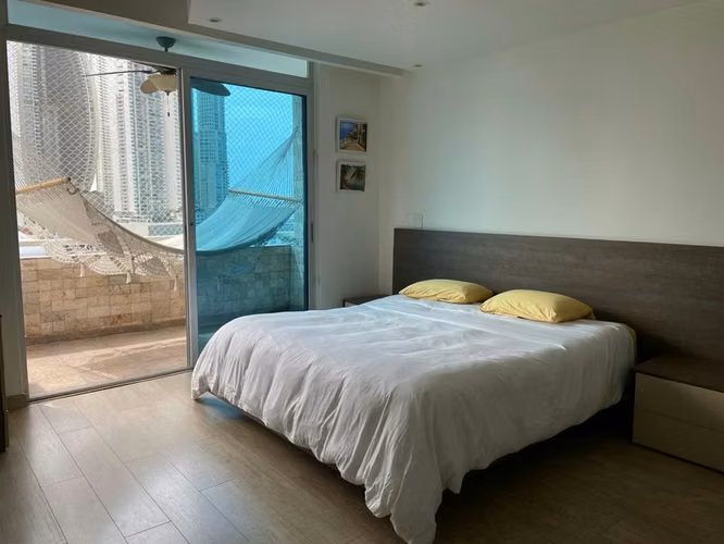 Venta de Apartamento en Punta Paitilla PH Torre del Parque - SG