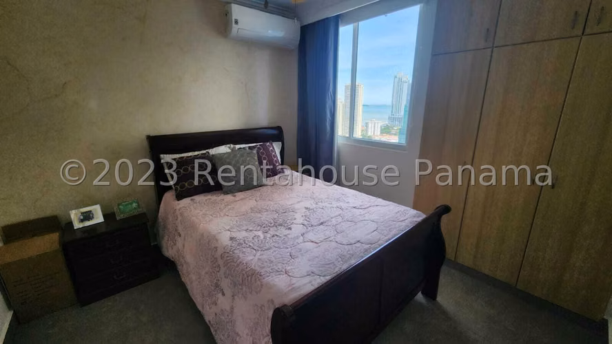 Venta de apartamento en Punta Pacifica AK