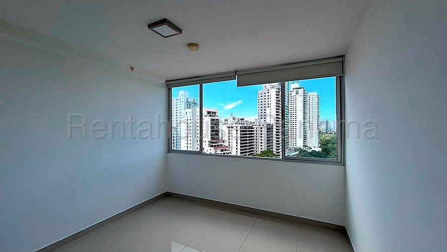 Venta de apartamento en Carrasquilla AK