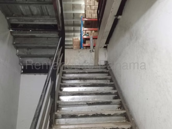 Venta Galera Pueblo Nuevo - YD